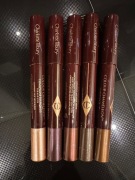 Zestaw cieni do oczu w kredkach Charlotte Tilbury