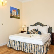 Sprzedam łóżko hotelowe, kontynentalne 140x200