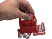 czerwony koszyk na baterie AA organizer w kształcie skrzynki