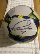Piłka nożna z autografem Pazdana 