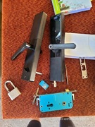 Klamka na linie papilarne kod czip i klucz 