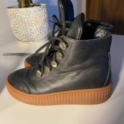 Buty skórzane KAZAR