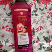 Szampon do włosów przetłuszczających się u nasady z suchymi końcówkami 