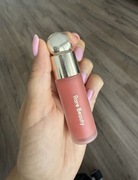 Róż w kremie Rare Beauty odcień JOY