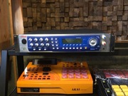 Akai z8 Sampler - Family MPC 4000 z4