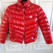 kurtka Moncler roz s czerwona