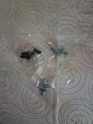 Śrubki montażowe do wentylatorów PC, NOWE, 12szt czarny 8szt srebrny 