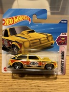 HOT WHEELS - MATTEL - 76 CHEVY CHEVETTE - COMPACT KINGS - 102 / 250