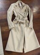 Płaszcz beżowy elegancki złote guziki italy