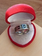 Piękny pierścionek unisex pierścionek z wzorkiem pierścionek stal cudo