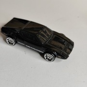 Hot wheels 2023 de tomaso pantera 