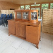 Kredens przedwojenny