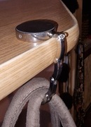 Składany uchwyt haczyk wieszak podblatowy na torebkę, matowy