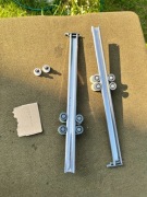 Prowadnice kosza zmywarka Electrolux prawa lewa