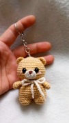 Miś wykonany na szydełku, brelok, zawieszka 