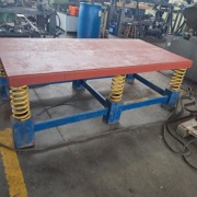 stół wibracyjny 1mx2m do prefabrykatów