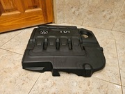 Osłona silnika  górna VW Golf 1.6 TDI 04L103925