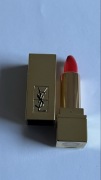 YSL pomadka czerwona Rouge pur couture 1