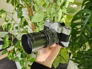 Analogowy aparat fotograficzny Zenit B + Pentacon Auto 135mm F/2.8 MC