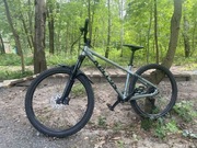 Kellys GIBON 30 29" 2024 M - SHIMANO Deore/regulowana sztyca