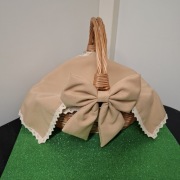 Wielkanocny koszyk wiklinowy 