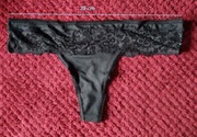 Czarne bawełniane koronkowe majtki stringi, rozmiar XL
