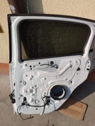 Peugeot 208 drzwi przednie prawe stan bdb