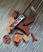 Brązowe klocki LEGO 