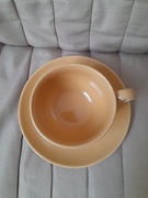 Filiżanka do herbaty ze spodkiem.