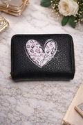 Mały damski portfel z sercem – czarny, zapinany na zamek