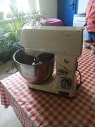 Mikser do ubijania piany,mieszania ciast itp.itd.