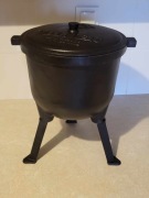 Kociołek Żeliwny Myśliwski 8L