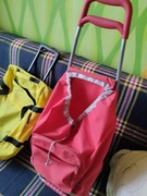 Dwie torby na kółkach 