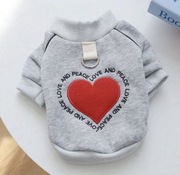 Bluza dla małego psa z zapięciem do smyczy
