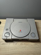 Konsola PlayStation 1 uszkodzona na części. SCPH- 5502 