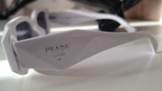 Prada śnieżnobiałe okulary przeciwsłoneczne 