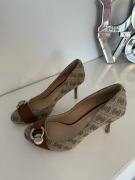 Szpilki damskie Guess ,36 Rozmiar