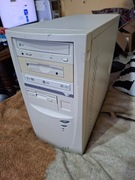 Stary retro komputer stacjonarny Iomega Zipp 100