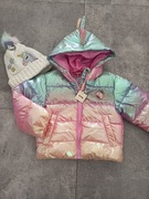 Kurtka lekko ocieplana z czapką 