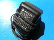 Mała ładowarka transformatorowa 4,8V Motorola.