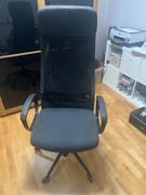 IKEA MARKUS – fotel biurowy, czarny, z kauczukowymi kółkami