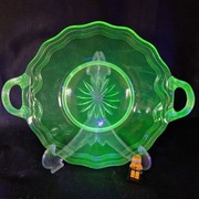 Duża, Ręcznie Wykonana Misa ze Szkła Uranowego !!!