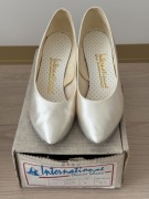 Damskie buty taneczne International Dance Shoes, Standard, białe atłasowe
