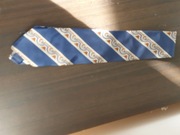 Elegancki krawat do garnituru granatowy w wzorki Centro Uomo