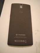 Smartfon one plus one