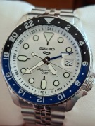 Zegarek męski Seiko 5 GMT Automatic Batman