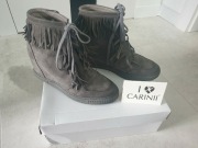 Sneakersy Carinii 40
