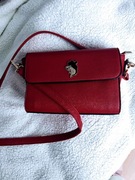 Listonoszka czerwona torebka usztywniana kuferek 