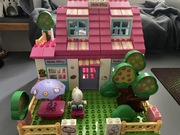 Klocki DUPLO Hello Kitty kolorowa willa  57010
