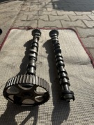 Wałki rozrządu 1.8t S3 8l